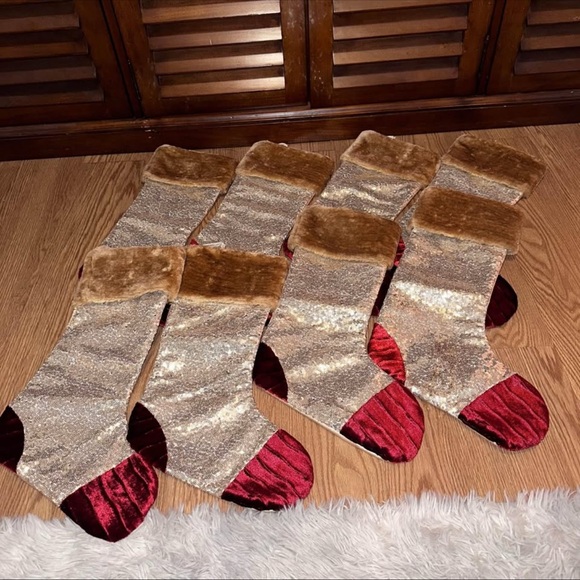 Valery Madelyn 21 Inch set of 8 Large Luxury Gold & Red Christmas Stockings - Picture 1 of 7
